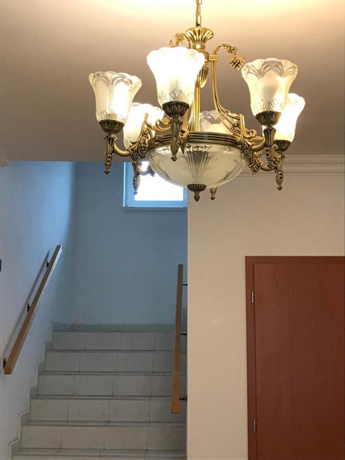Penzion Aniko Diakovce-Sala Buitenkant foto